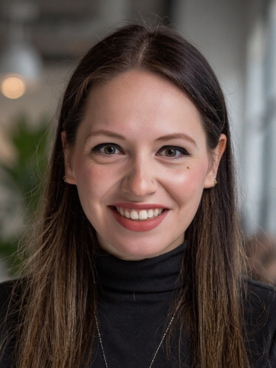 Cassy Setzler's headshot