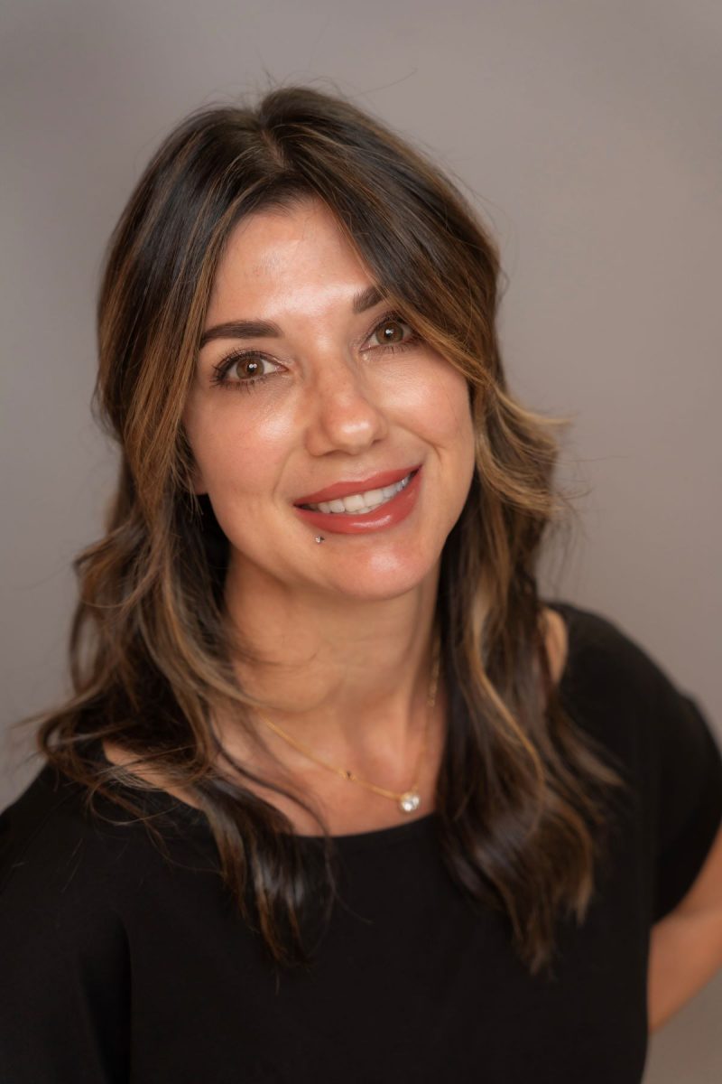 Elizabeth Haskell's headshot