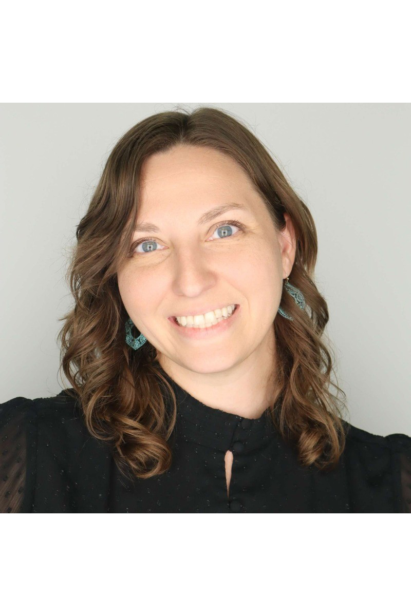 Emily Pagano's headshot